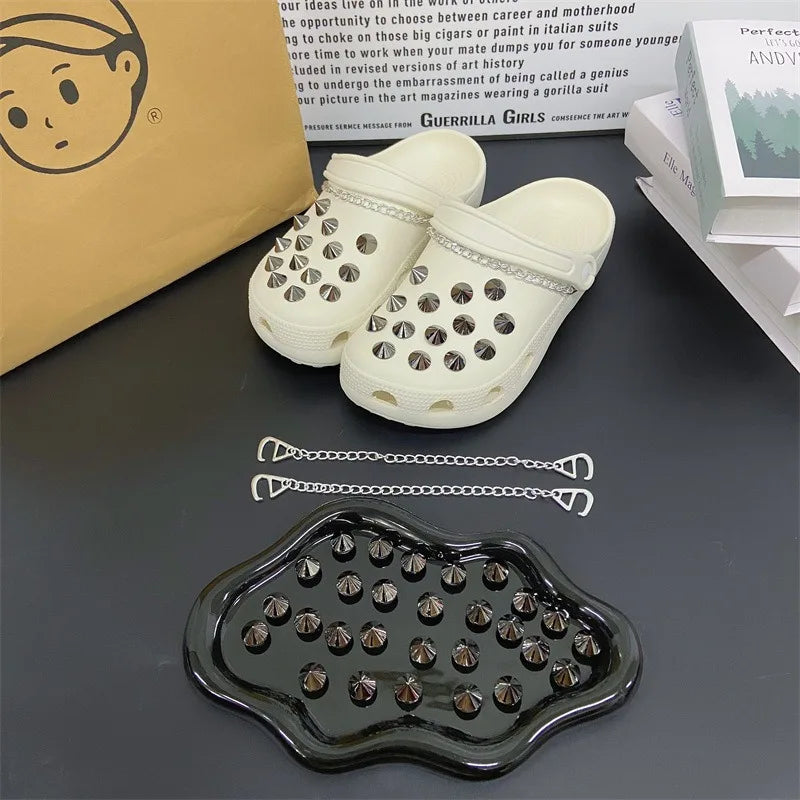 Chain and Spikes for crocs