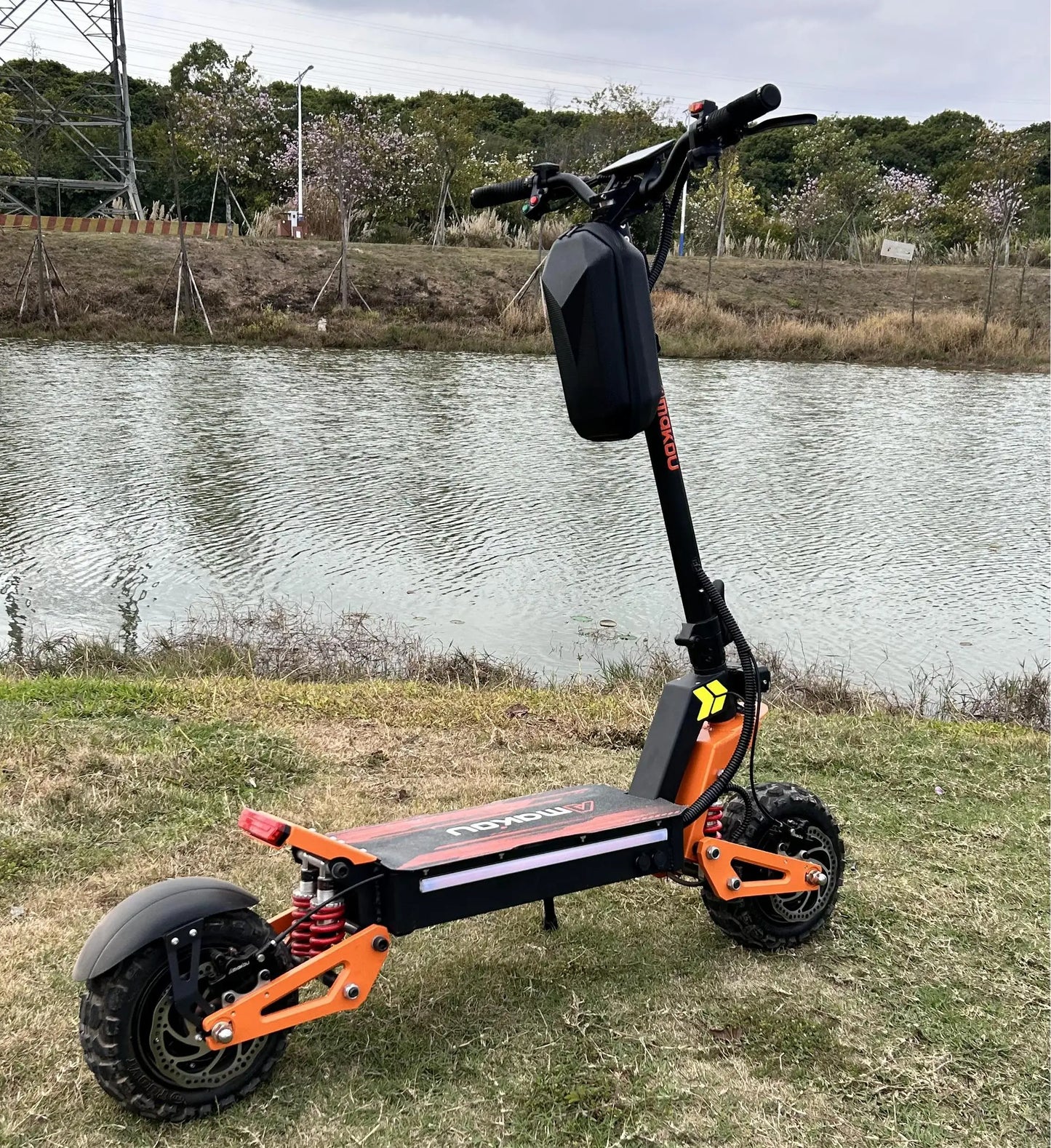 TOURSOR X5 11Inch 6000W Dual Motor Electric Scooter 85KM/H 120KM Long Range