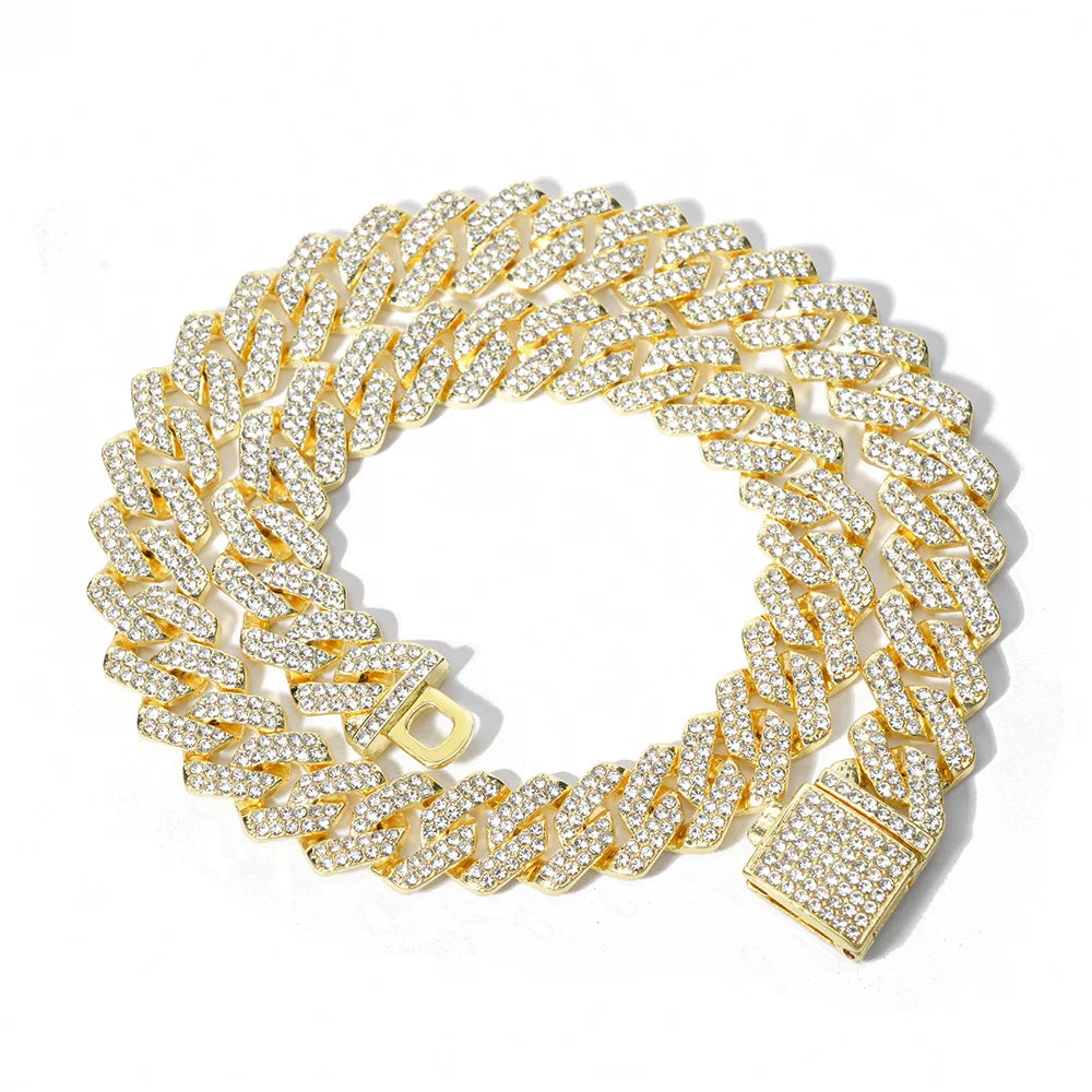 YUZZ gold and silver CHAINZ