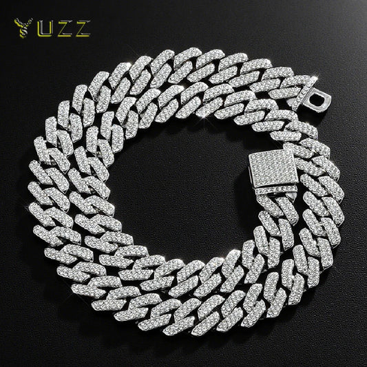 YUZZ gold and silver CHAINZ