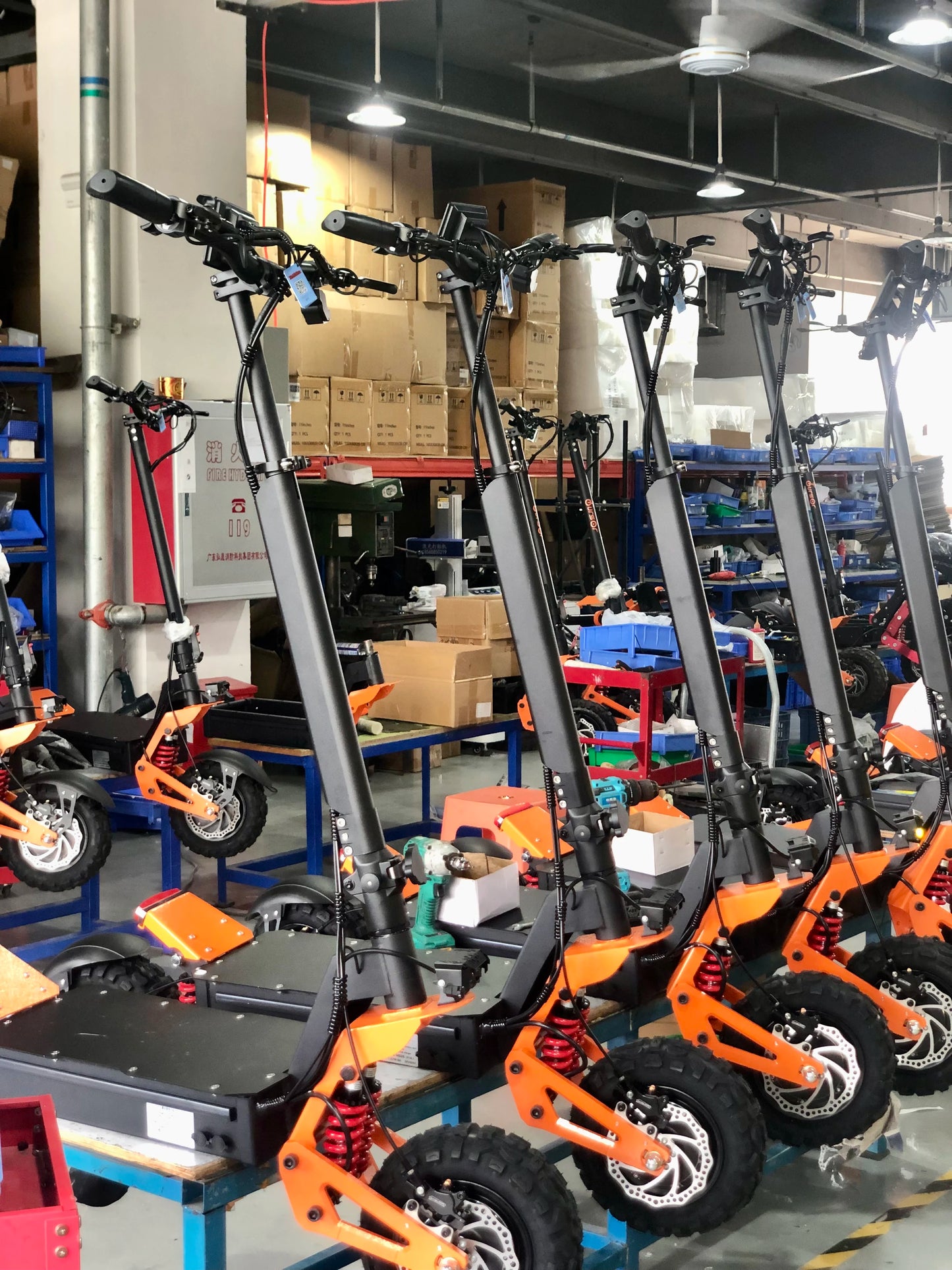 TOURSOR X5 11Inch 6000W Dual Motor Electric Scooter 85KM/H 120KM Long Range